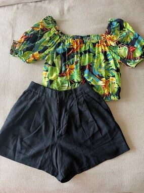 Tropical Off-Shoulder Crop Top (S) with Black High-Waist Shorts (XS)
